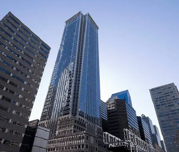 Owner- China Overseas America<br>
Architect- Perkins Eastman